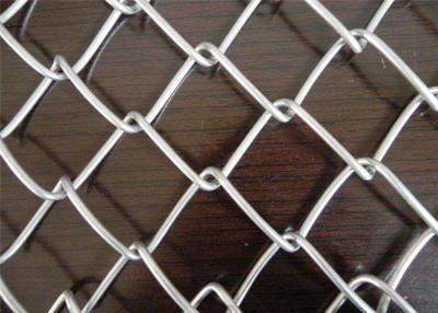 China Electro - Galvanized Chain Link Fence Stainless Steel Twisted Barb Edge 5x5cm for sale