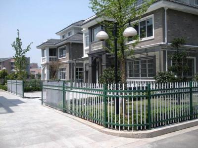 China Zinc Steel Metal Front Yard Fence Aluminum Pickets 1.5*2.4m Panel For Garden / Pool for sale