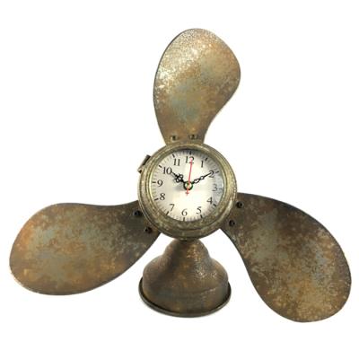 China Creative retro antique style fan shape metal desk clock for decoration for sale