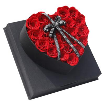 China Valentine's Day Gift Occasion Gift And Preserved Fresh Rose In Heart Shape Box Women's Gift for sale