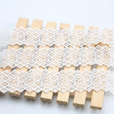 China Viable Best Polyester Garment Accessories Rope Flower Wedding Veil Fancy Lace Embroidery Trim for sale