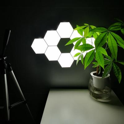 China Modern Modern Led Hexagon Light Retailing Lamps Smart Hexagon RGB Lights Led Hexagon Light for sale