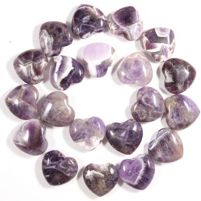 China Wholesale Europe 30mm Natural Crystal Dreamy Amethyst Heart Gemstone Ornament Christmas Crystal Decoration for sale