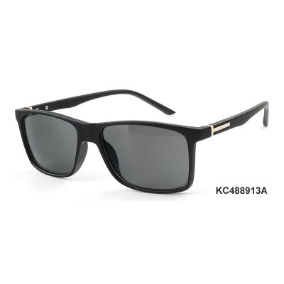 China Fashion Medium Sunglasses 2021 New Fashion Square Frame Sunglasses For Men Polarized Sun Glasses Lens Sunglasses for sale