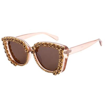 China Women 2021 Fashion Square Ladies Oversized New Arrival Brand Designer Square Sunglasses Diamond Shades Rhinestone Luxury Sunglasses for sale