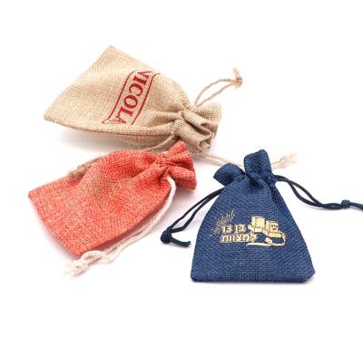 China Recyclable Promotional Jute Pouches, Drawstring Jute Bag For Jewelry Packaging for sale