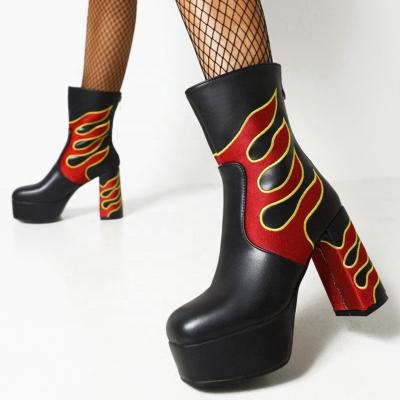 China Fashion Trend Black Red Chunky Heel Platform Booty Winter Short Booty For Women Back Zipper Chunky High Heel Boots for sale