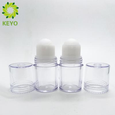 Cina Bottiglie cosmetiche vuote di plastica essenziali dell'olio 30ml con rotolo sul cappuccio e sulla palla in vendita