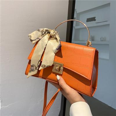 China Vintage Fashion Handbags Women Famous Brands Handbags Designer Cross - Body Bags Women for sale