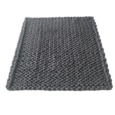 China Anti-bacteria Round Cotton Core Thread Blanket Diy Blanket Polyester Blanket Yarn For Hand Knitting Blanket for sale