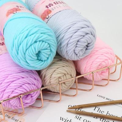 China Acrylic Yarn Anti-pilling For Hand Knitting Cheap Diy Factory Sale Cheap Diy Factory Sale Anti-Pilling Soft Super Soft-feeling 100% Acrylic Yarn for sale