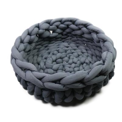 China Travel Hand Knitting Yarn Cat Bed Washable And Soft Core Filled Yarn Weaving Material Pet Bed for sale