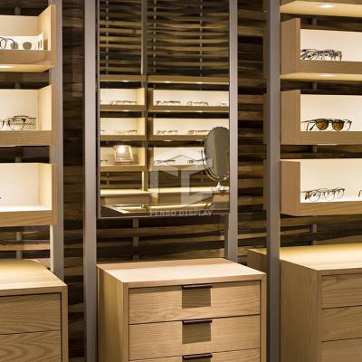 China Interior Design Antique Optical Glasses Shops In China , Optical Floor Standing Sunglasses Display Rack en venta