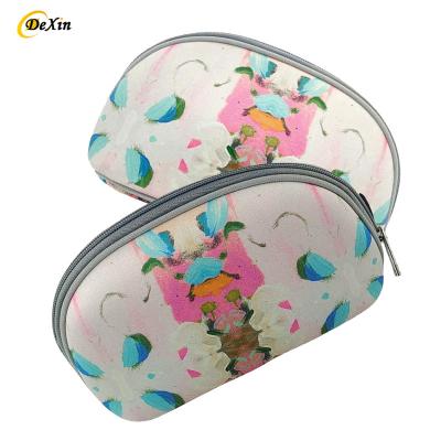 China Durable Hot sale small environment-friendly customized waterproof durable fabric zero wallet toilet bag cosmetic bag for sale