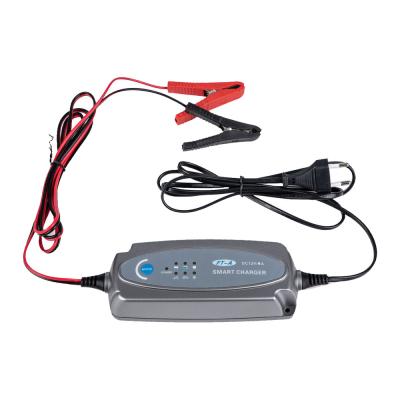 China 12V 5A Smart Battery Charger with Float Charging and Auto Cut Off, CE and RoHS, FT-5A 66x43x175 mm for sale