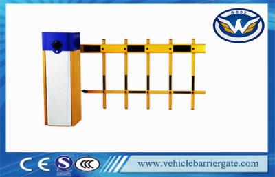 Chine Portes escamotables automatiques de barrière de parking de porte de barrière de 6 mètres IP44 avec le contrôle de fil à vendre