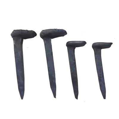 China Wholesale Price Railroad Tie Down Spike Dog Nails Fixing Sleeper Steel Rail Spikes Used For Rails Railroad Track Spikes for sale