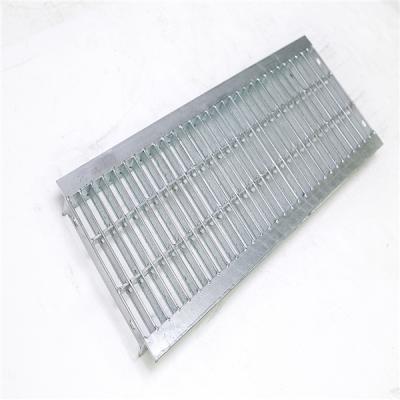 China Outdoor Drain Mesh Plate Cover And Grate Lowes Sidewalk Gutter Ditch Storm Ditch Cover Walkway Flooring Sidewalk Gutter Ditch Storm Ditch Malaysia for sale