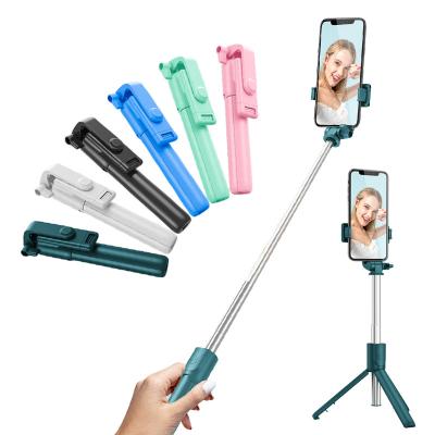 China Cheap Portable Flexible Handheld Selfie Suitable for Smartphones Cameras Stand Tripod Holder Desktop Phone Stand Flexible Selfie Stick for sale