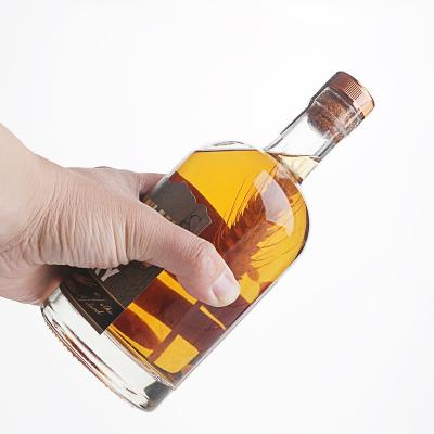 China 100ml 200ml 375ml 500ml 750ml 1000ml Clear Beverage Stored Empty Custom Glass Bottle For Vodka Liquor Wine With Cork for sale