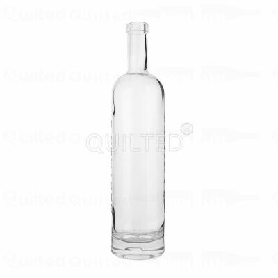 China The drink manufacturer directly sells 750ml transparent round red wine glass bottle with cork for sale