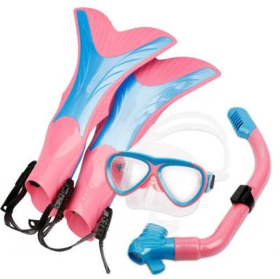 China Comfortable Pink Snorkel Set Ladies , Goggles Snorkel Flippers Open Heel for sale