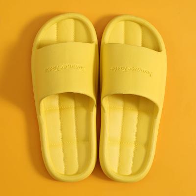 China 2E0127 men Anti-slippery EVA Slippers Lady Slides Sandal have printed Logo Custom Woman Slides Slippers for sale