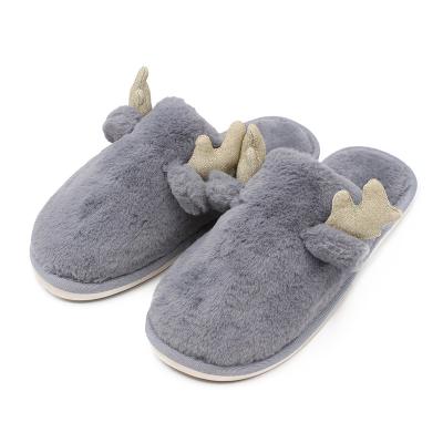 China Wholesale Fashion Custom Anti-slippery Antlers Design Indoor Outdoor Christmas Gift Home Plush Slippers Women Fluffy Slippers for sale