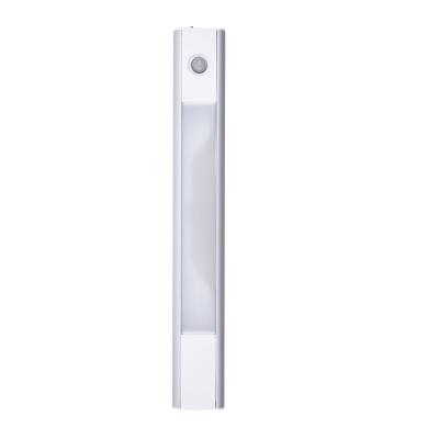 China Easy Installation High Power Under Cabinet Portable Magnetic Rechargeable Powered Aluminum Cabinet Sensor Light for sale