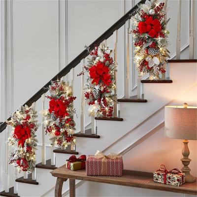 China Plush Cloth and Plastic Door Hanging Rattan Wreath for Hotel Christmas Decoration for sale