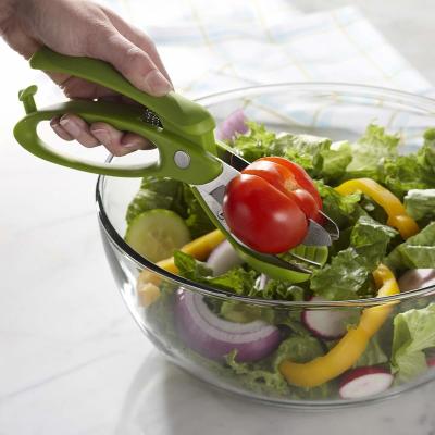 Chine Ciseaux de salade avec poignée PP TPR Green Vegetable Chopper pour couper la salade à vendre