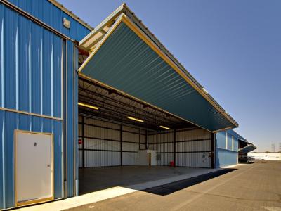 China Antiflugzeug-Stahlkonstruktions-Hangar des wind-200km/H zu verkaufen