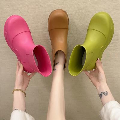 China Fashion Anti-skid Desgin Eva Clog Rainboots Women Rain Boots Women Waterproof Portable Rubber Ankle Sheer Custom Made Non-slip Boots for sale