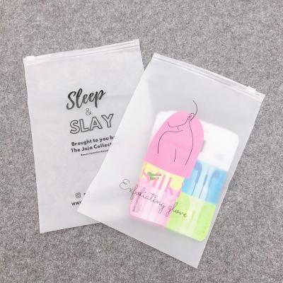 China Moisture Proof Custom Clean Logo Printing Clear Resealable Plastic Tote Bag With Ziplock For Clothes Shoes EVA Zipper Tote Bag Frosted for sale