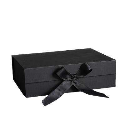 China Factory Direct Recycled Materials Folding Gift Boxes With Low MOQ Christmas Gift High Quality Wedding In Stock Gift Box With Silk Ribbon for sale