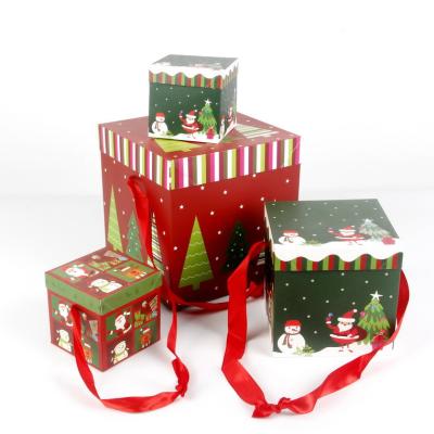 China Recycled Materials Factory Direct Folding Christmas Box Packaging With High Quality In Stock Christmas Gift Box Package With Lid for sale