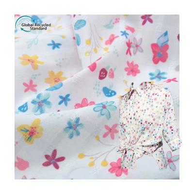 China Shrink-Resistant Low MOQ flower PFP 100%polyester jacquard printed floral chiffon fabric for blouse dress for sale