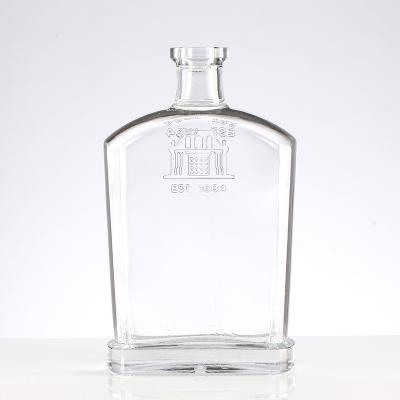 China 500ml 700ml 750ml Flint Glass Bottle Juniper Vodka Whiskey Tequila Liquor Glass Beverage Customized Extra Bottles for sale