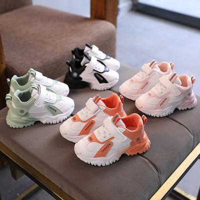 China New Children's Sports Shoes Waterproof Spring Winter School Sneakers Leatherette Children's Breathable Shoes for sale