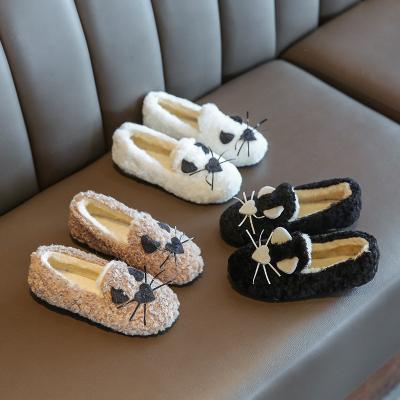 China New Winter Flat Fashion Style Plus Velvet To Keep Warm Little Cat Girls Children's Cotton Soft-soled Shoes for sale