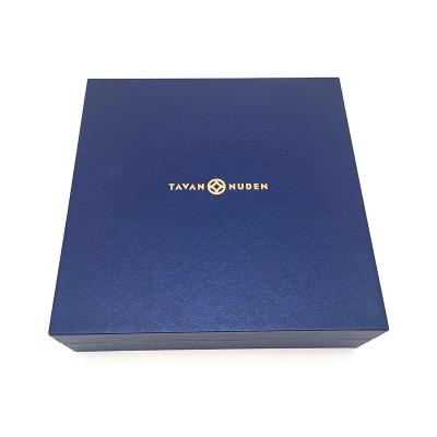 China Recyclable Custom Logo Printing Luxury Big Rigid Magnet Gift Retail Packaging Boxes With Magnetic Lid for sale