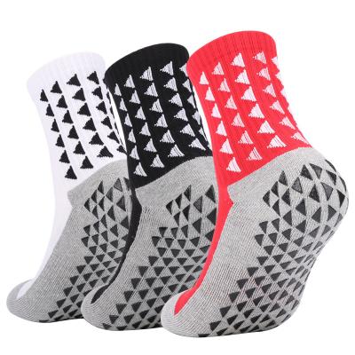 China Breathable Anti-Slip Triangle Soccer Towel Thick Bottom Sweat Absorbent Sports Socks for sale