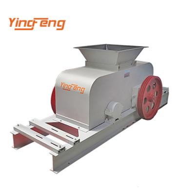 China Factory Soil Double Toothed Roller Crusher Crushing Machine Price à venda