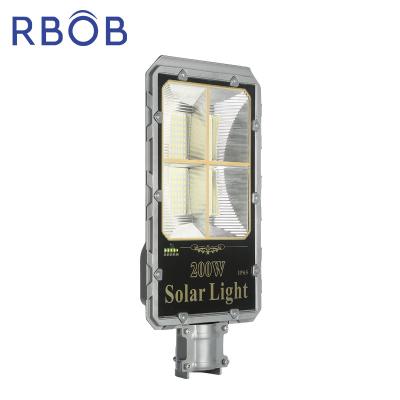 China ROAD new design road solar street light Ip66 60w waterproof 100w 200w 300w 400w led solar street light for sale