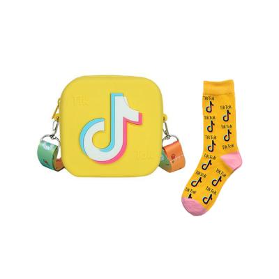 China Fashion Trend Fashion Trend Kids Girl Cartoon Bag Silicone Tik Tok Tok Purses With Socks for sale