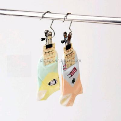 China Modern Metal Heavy Duty Laundry Clothes Drying Pins Hanging Hooks Hanger With Clips for sale