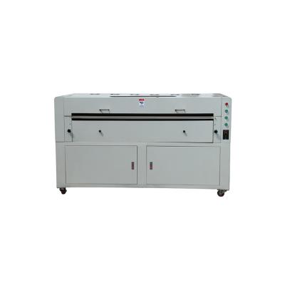 China Garment Shops New Arrival 2021 220V/110V 53 Inch Small 3500W Paper Pvd Coating UV Varnish Machine for sale