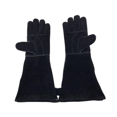 China Durable And Comfortable High Temperature Prevent Crack Custom Black Whip Leather Welding Work Gloves for sale