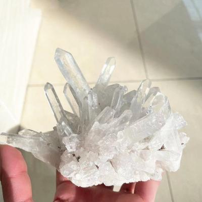 China Europe Reiki Energy Clear Quartz Cluster Of Stones Natural Freeform Crystals for sale