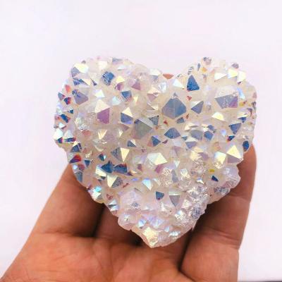 China Europe natural healing crystals plate reiki angel aura quartz cluster rainbow quartz heart crystal cluster for decorate for sale